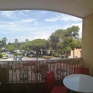 Appartement Climatise Sur Le Port De, Hyères